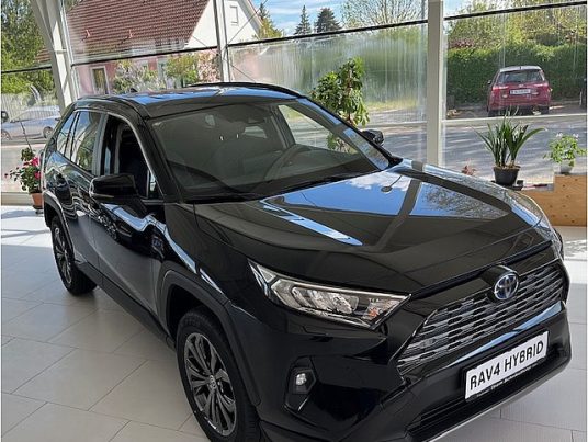 Toyota RAV4 Active Drive 2,5, 218 PS 4×2 Hybrid Active Drive  // ab  44.280,- // bei Autohaus Auer Krems in 